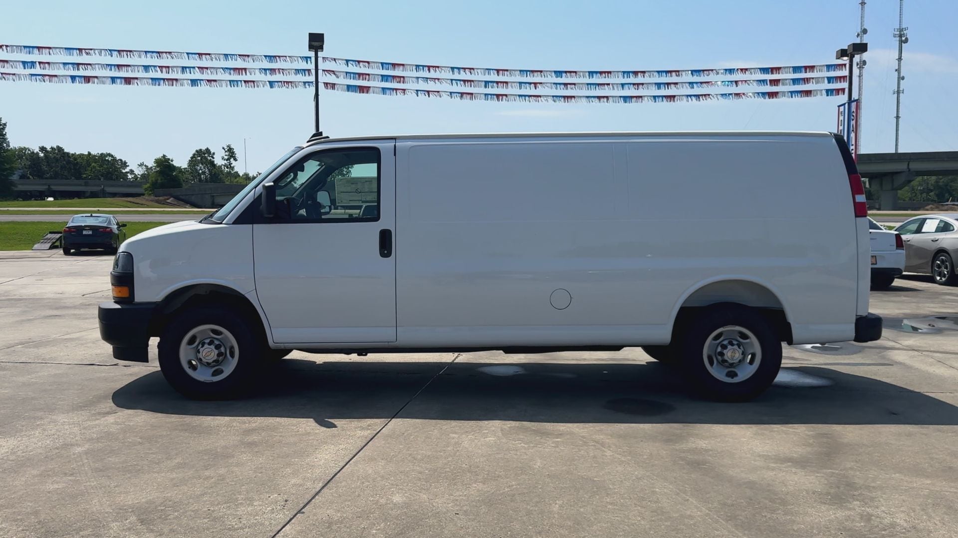2025 Chevrolet Express Cargo Work Van - Photo 62