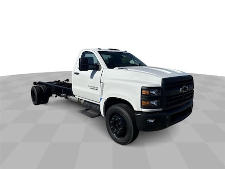 2024 Chevrolet Silverado 4500 HD Work Truck Chassis Cab Truck