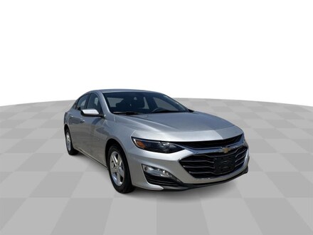 2022 Chevrolet Malibu LT Car