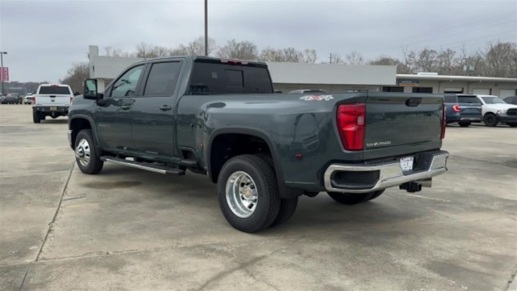 New 2026 Chevrolet Silverado 3500 HD LT DRW Truck