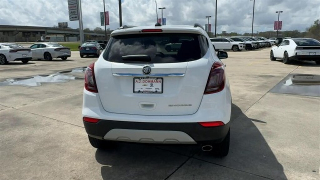 Used 2022 Buick Encore Preferred SUV