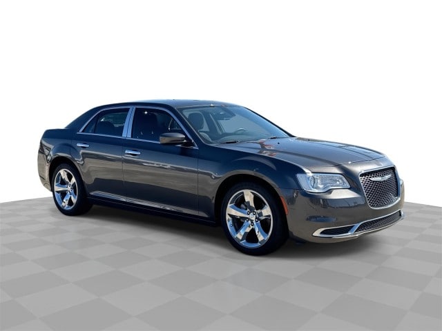 2023 Chrysler 300 Touring