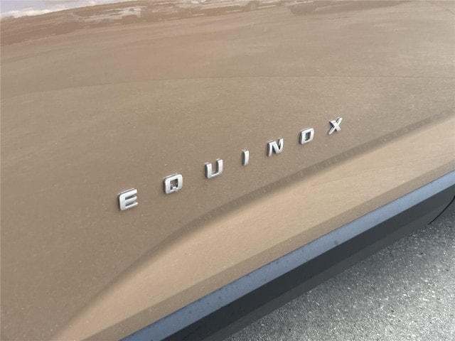 2027 Chevrolet Equinox LT - Photo 31