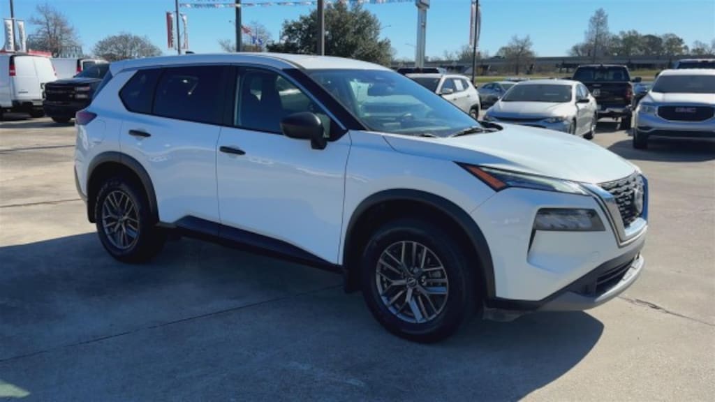 Used 2023 Nissan Rogue S FWD SUV
