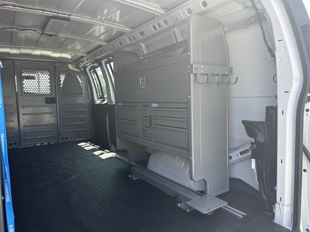 2025 Chevrolet Express Cargo Work Van - Photo 23