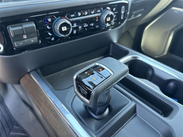 2026 Chevrolet Silverado 1500 High Country - Photo 16