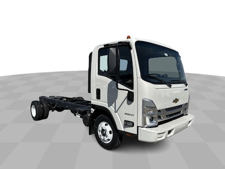 2024 Chevrolet Low Cab Forward 3500 W/T Truck