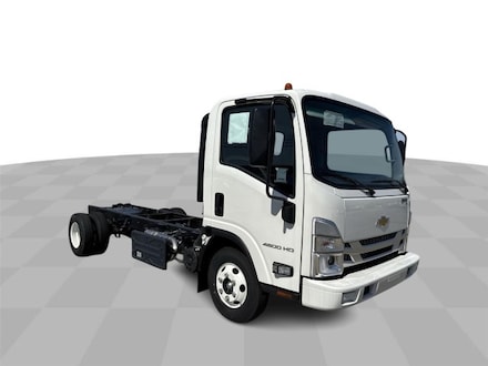 2024 Chevrolet Low Cab Forward 4500 HD W/T Low Cab Forward