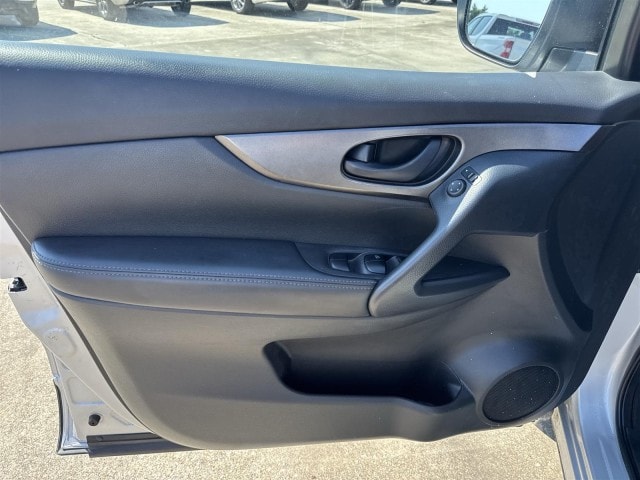 2020 Nissan Rogue Sport S - Photo 20