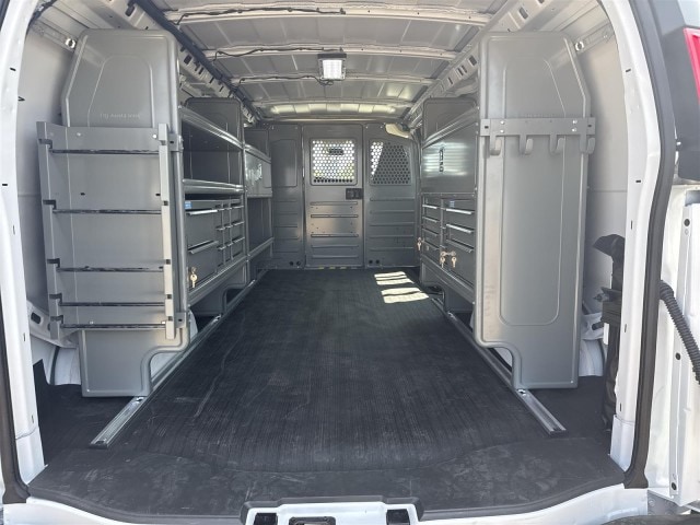 2025 Chevrolet Express Cargo Work Van - Photo 21