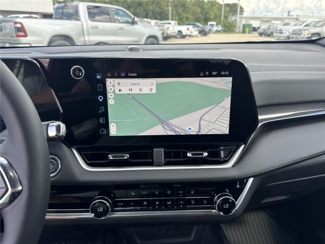 2027 Chevrolet Equinox LT - Photo 14