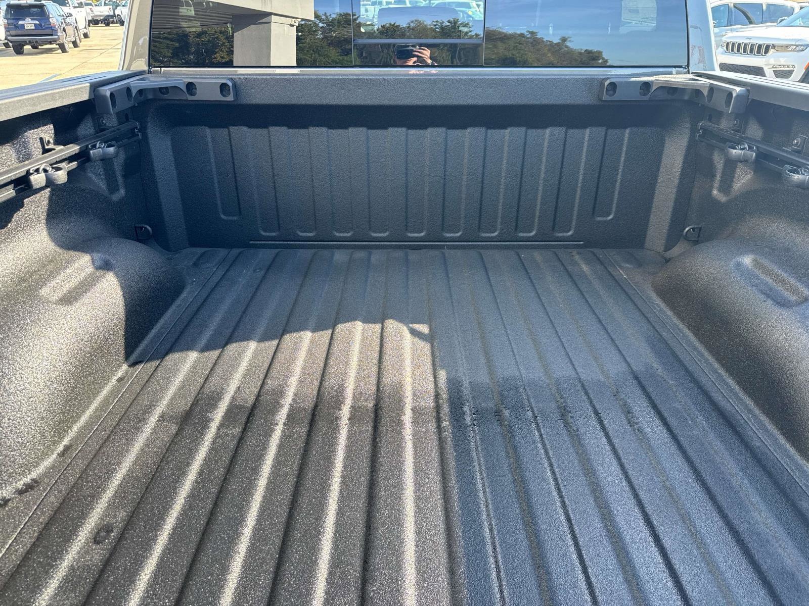 2026 RAM 1500 Laramie - Photo 6