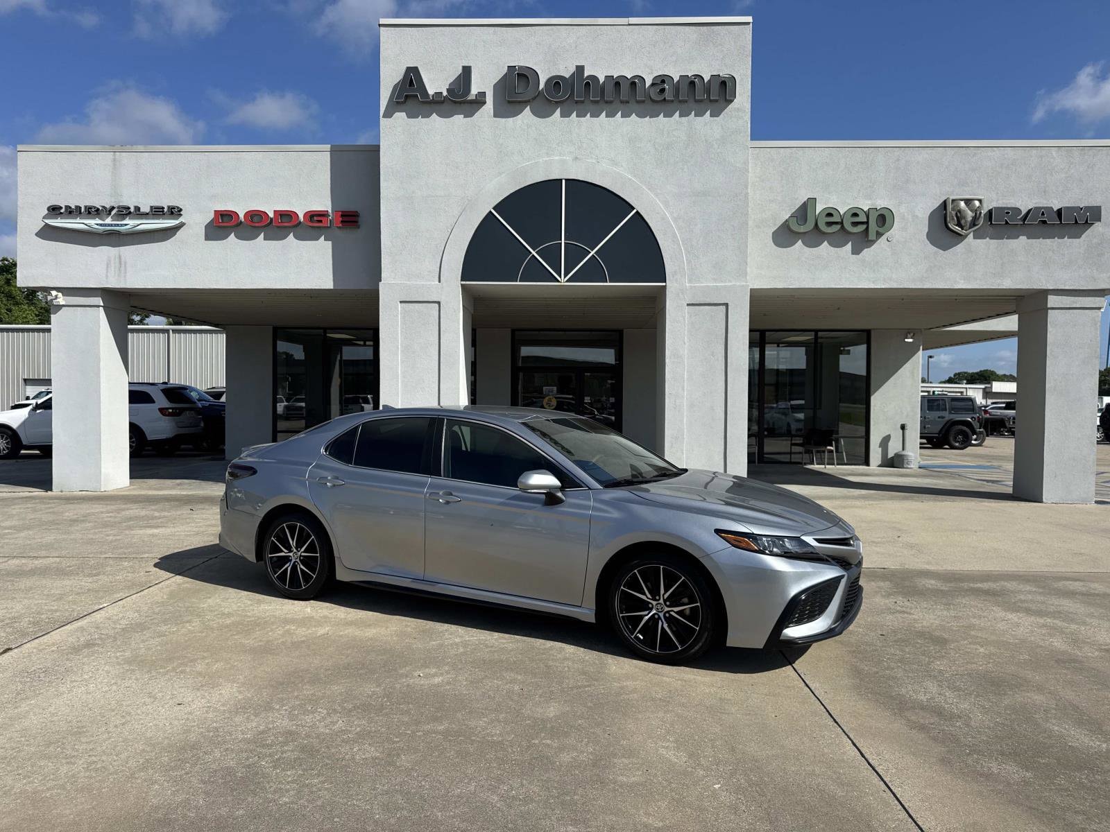 2024 Toyota Camry SE