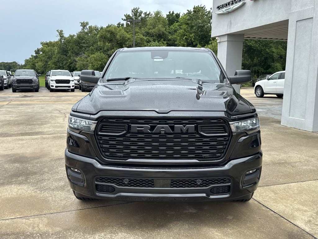 New 2026 Ram 1500 EXPRESS QUAD CAB 4X4 6'4 BOX Pickup