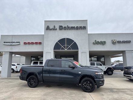 2026 Ram 1500 LARAMIE CREW CAB 4X4 5'7 BOX Pickup