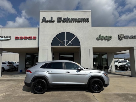 2023 Volkswagen Atlas Cross Sport 2.0T SE w/Technology SUV