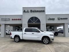 2026 Ram 1500 BIG HORN CREW CAB 4X4 5'7 BOX Pickup
