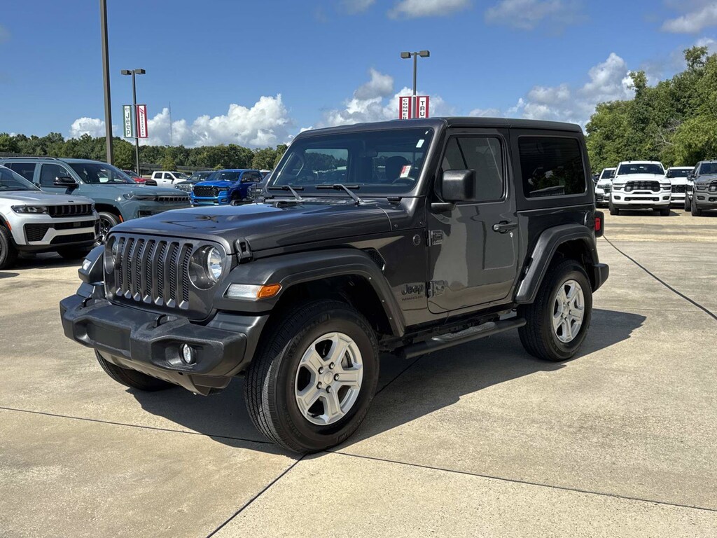 Used 2022 Jeep Wrangler Sport SUV