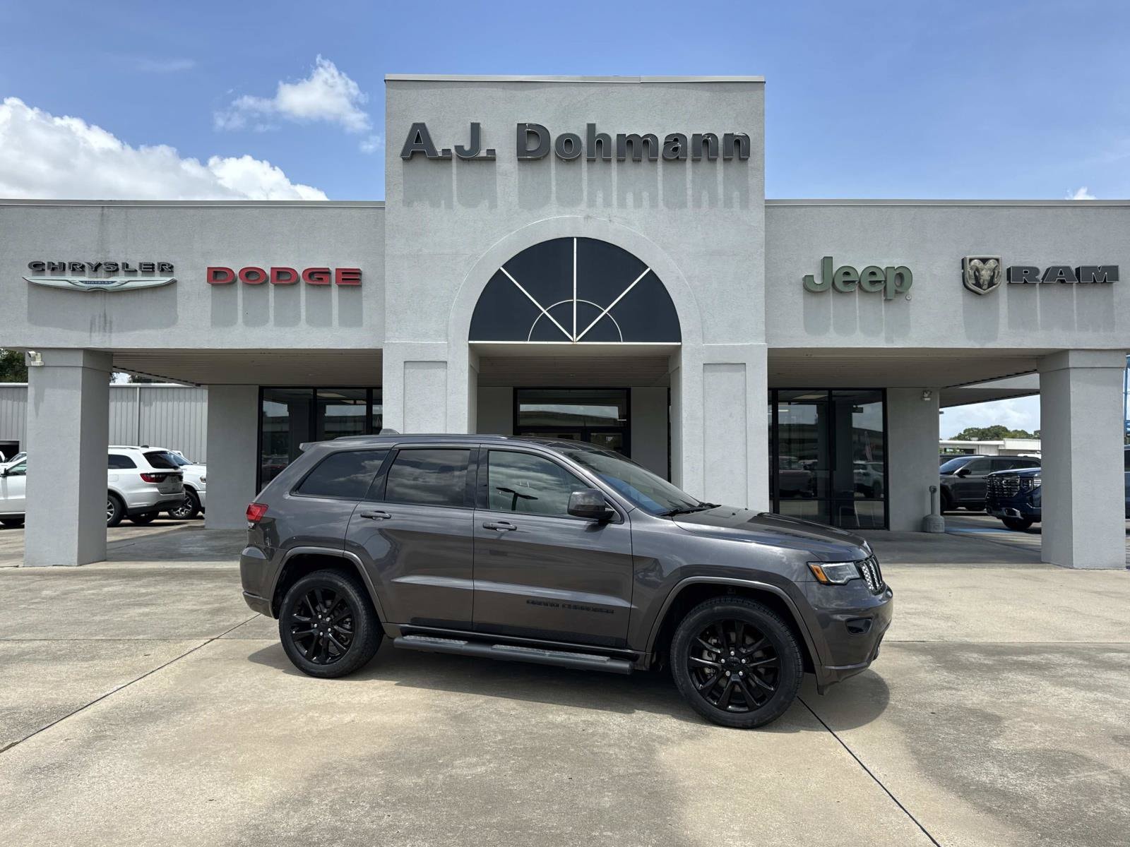 2021 Jeep Grand Cherokee Laredo