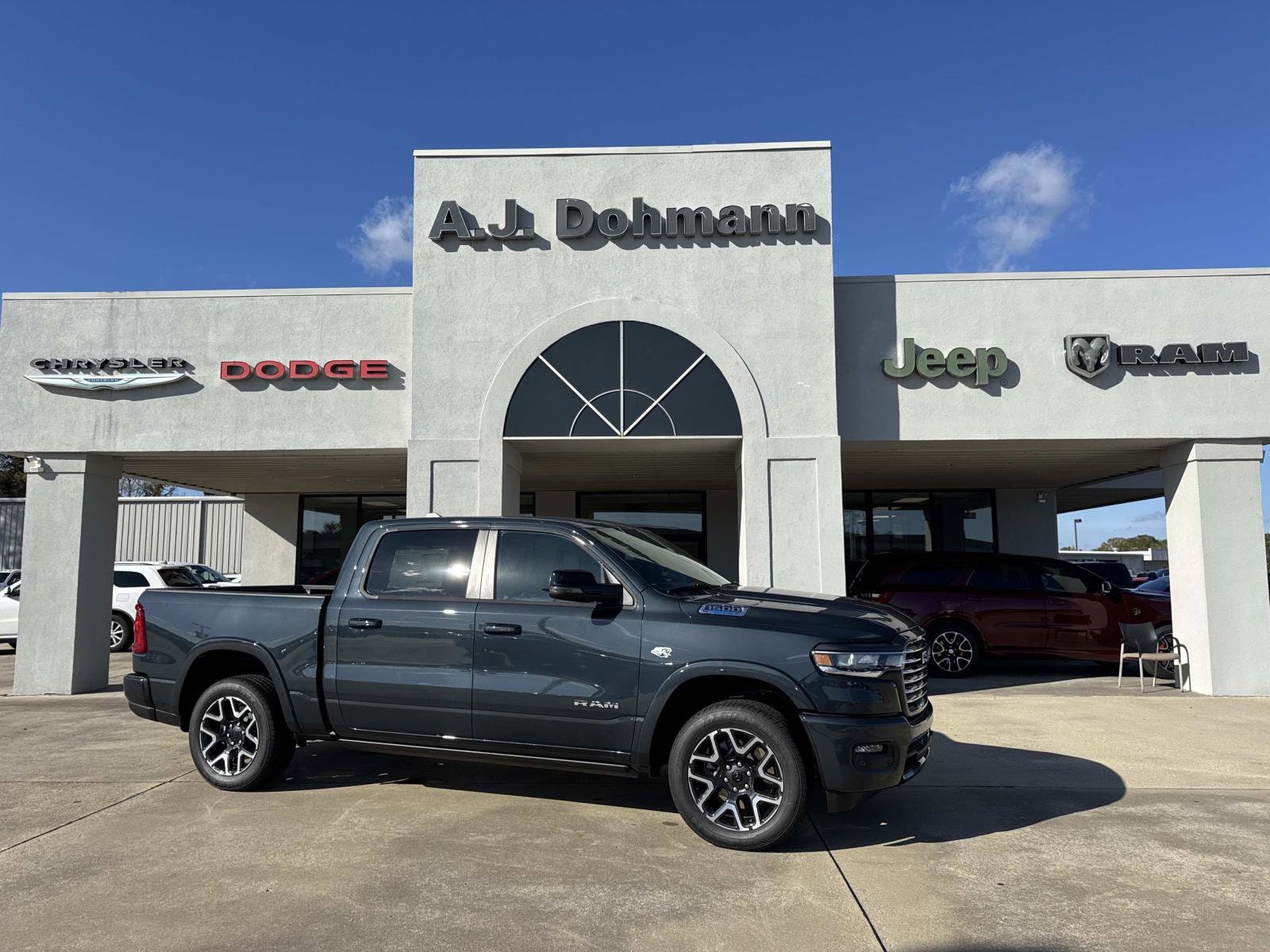 2026 RAM Ram 1500 Pickup Laramie's photo