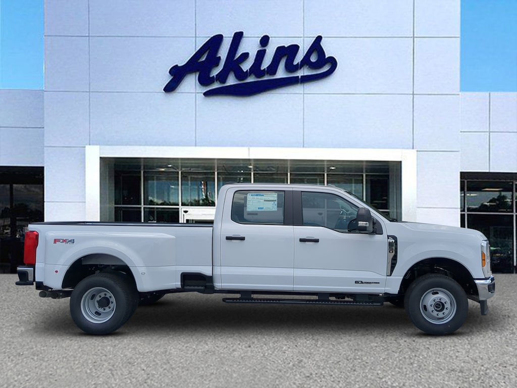 New 2026 Ford Super Duty F-350 DRW XL TRUCK