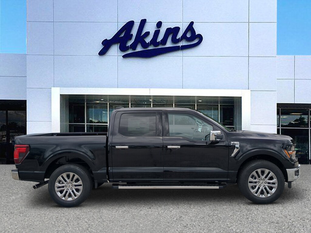 New 2026 Ford F-150 XLT TRUCK