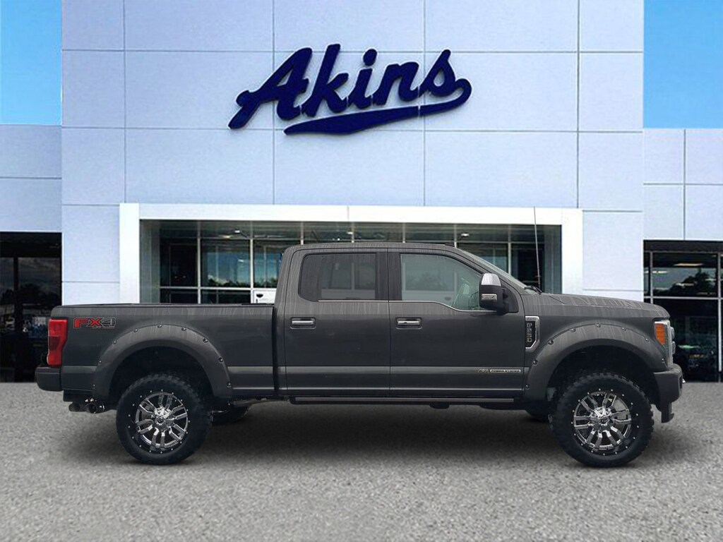Used 2019 Ford F-250 Platinum Crew Cab Truck