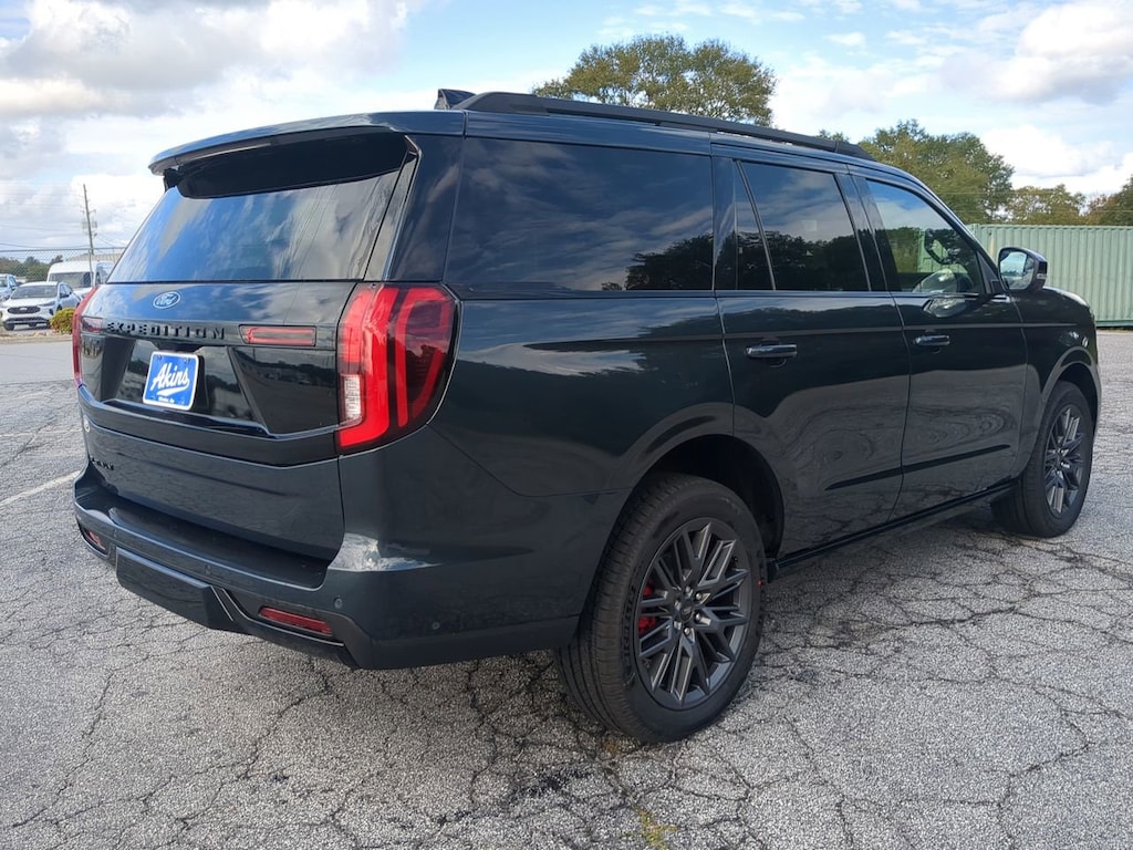 New 2025 Ford Expedition Platinum SUV