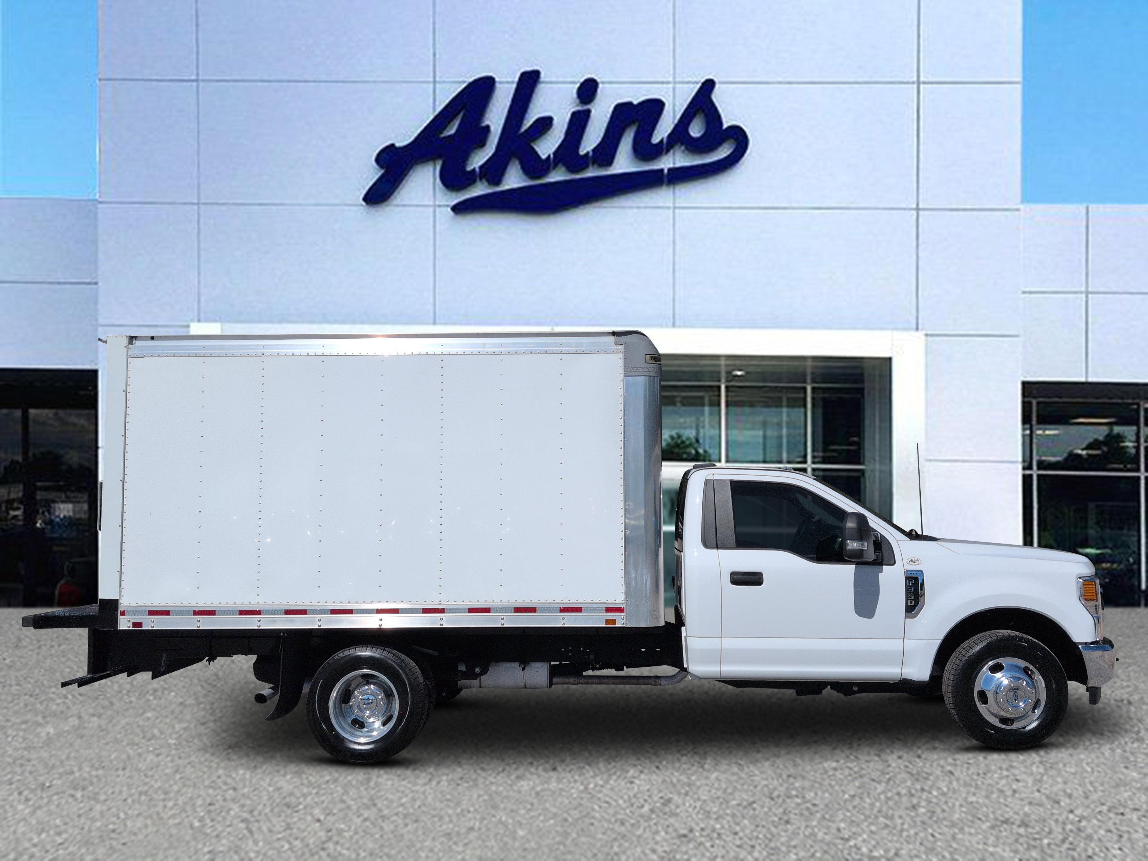  Ford F-350 Chassis Cab