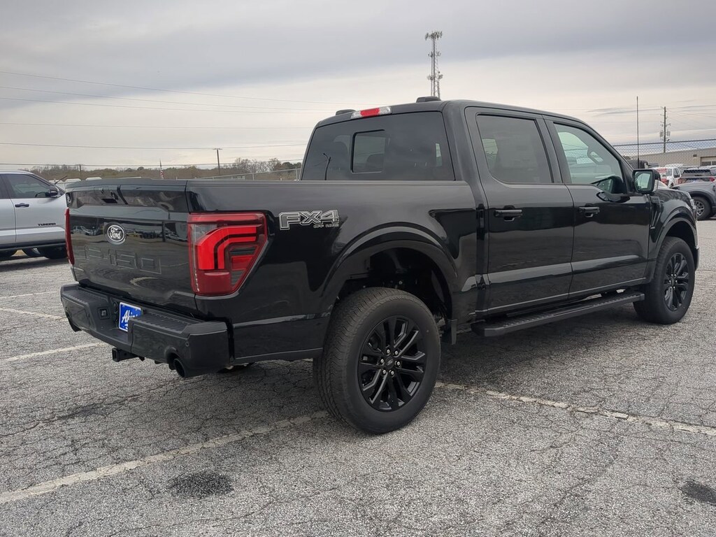 New 2025 Ford F-150 LARIAT TRUCK