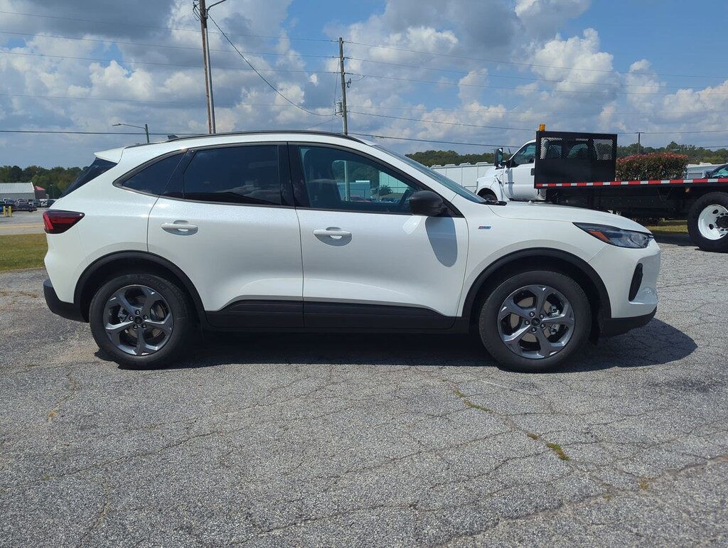 New 2026 Ford Escape ST-Line SUV