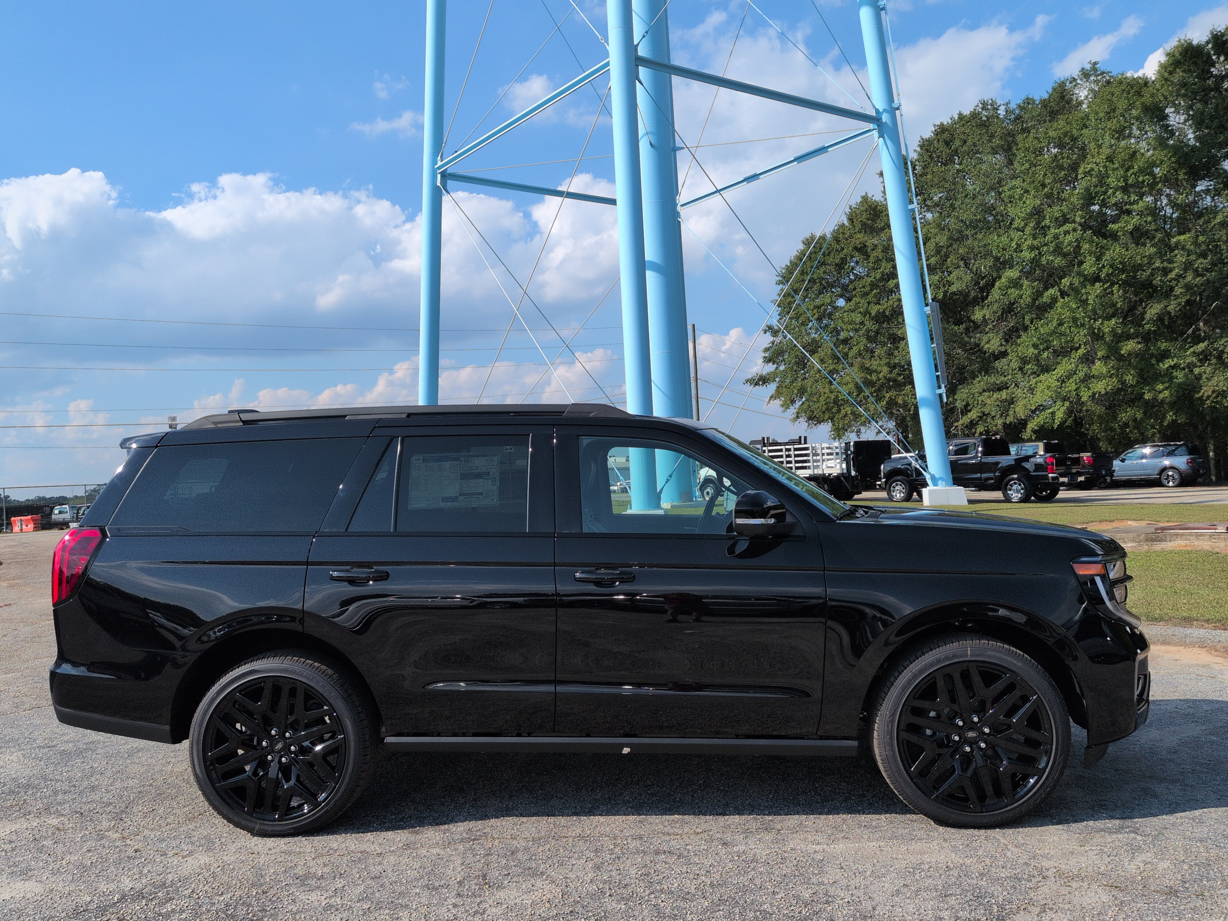 New 2027 Ford Expedition Platinum SUV