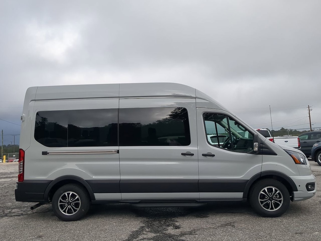 New 2024 Ford Transit 15 Passenger Wagon XLT VAN