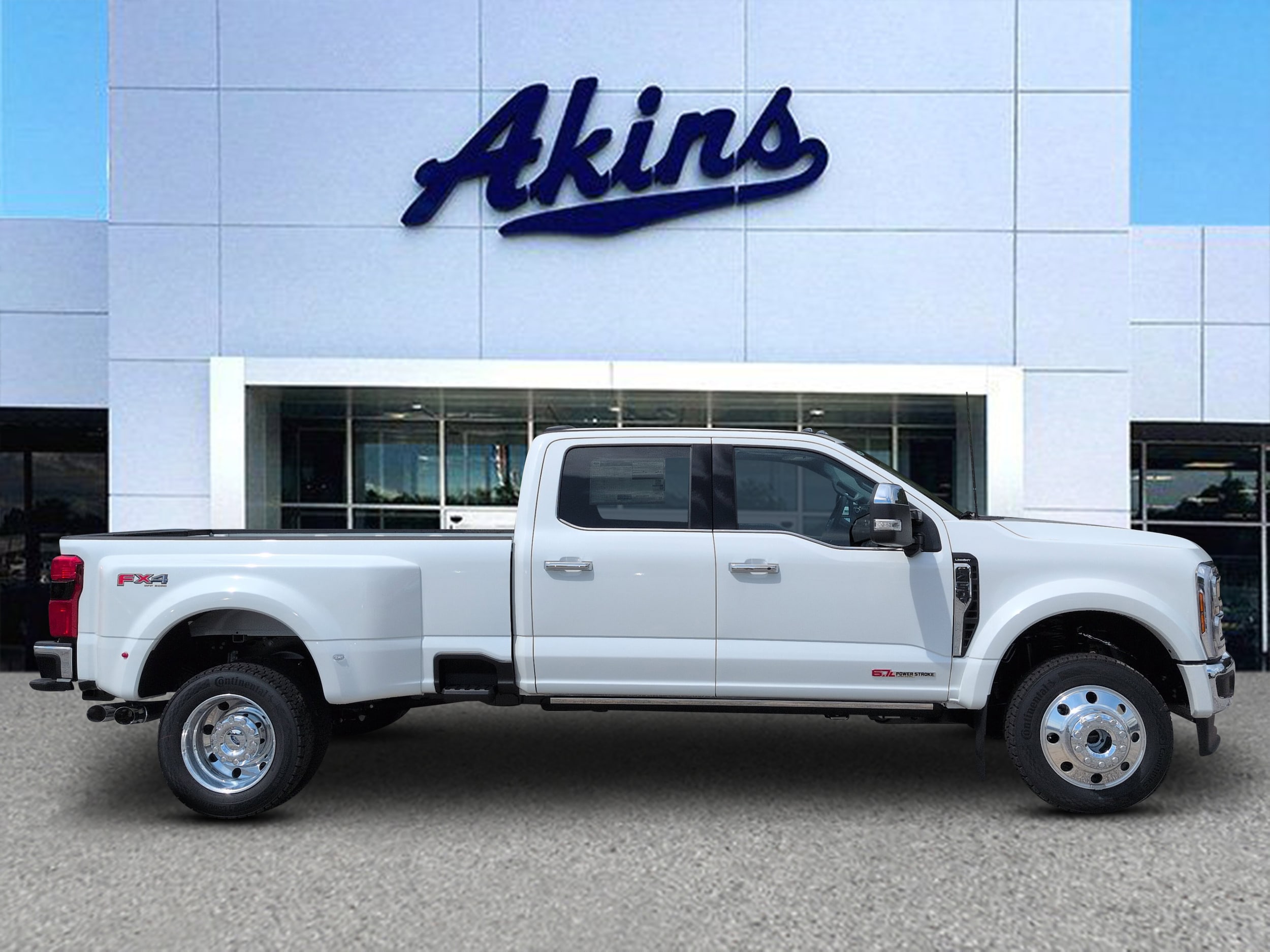 2026 Ford F-450 Super Duty Lariat