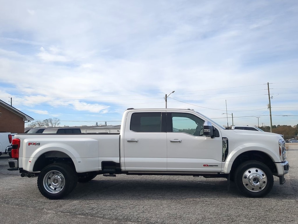 Used 2025 Ford F-450 King Ranch DRW Crew Cab Long Bed Truck