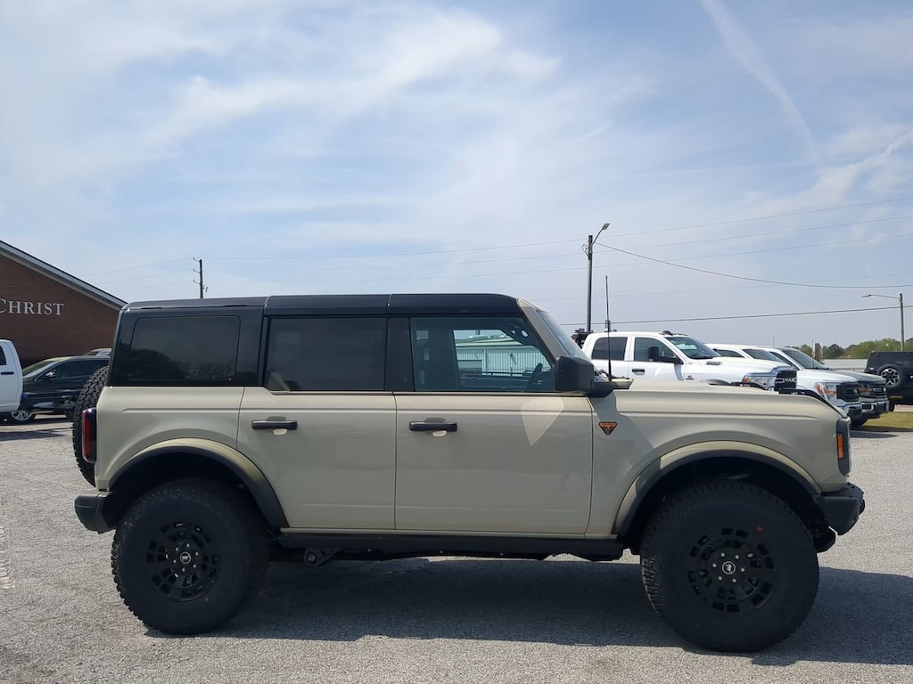 New 2026 Ford Bronco Badlands SUV