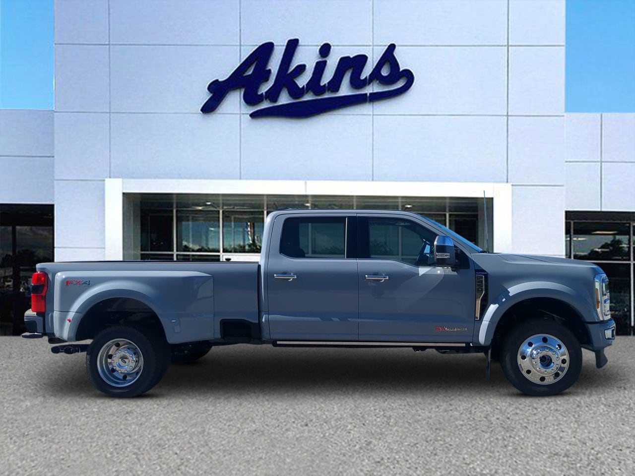 2026 Ford F-450 Super Duty Platinum