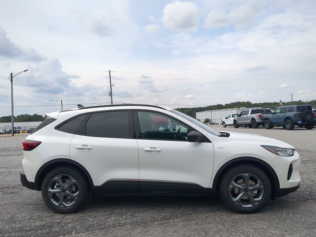 New 2026 Ford Escape ST-Line SUV