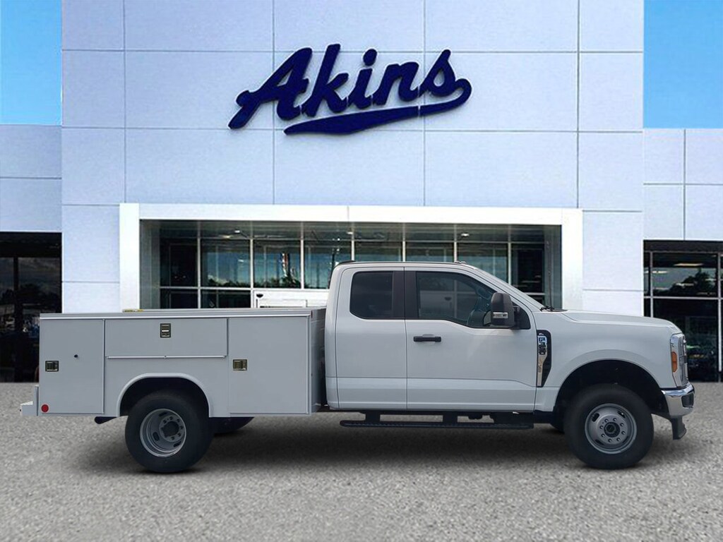 New 2025 Ford Super Duty F-350 DRW Service Body TRUCK