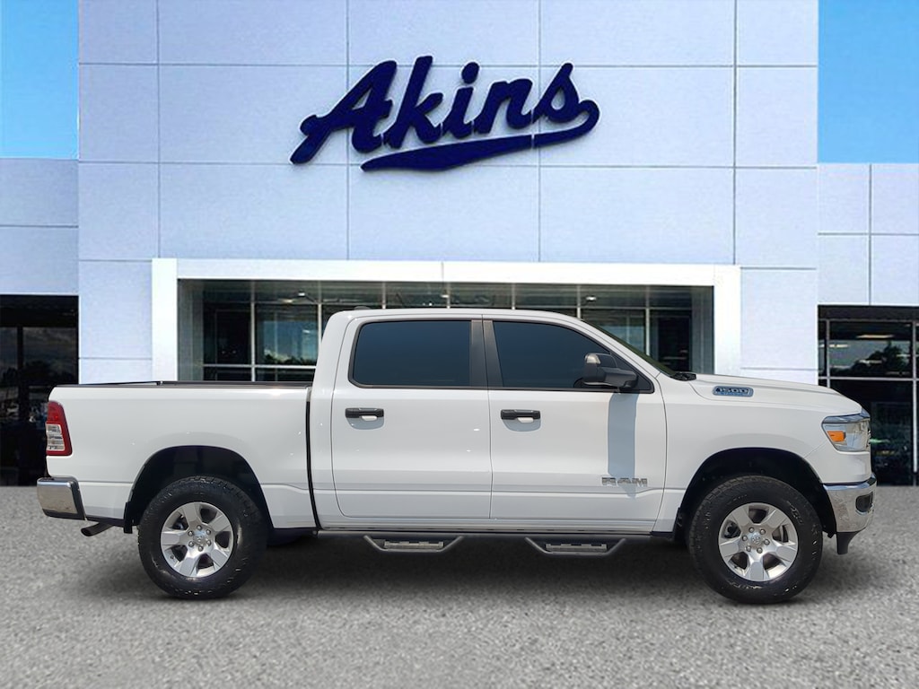 Certified 2024 Ram 1500 BIG Horn/Lone Star CREW CAB SHORT BED TRUCK