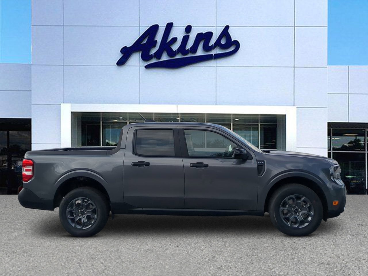 2025 Ford Maverick XLT's photo