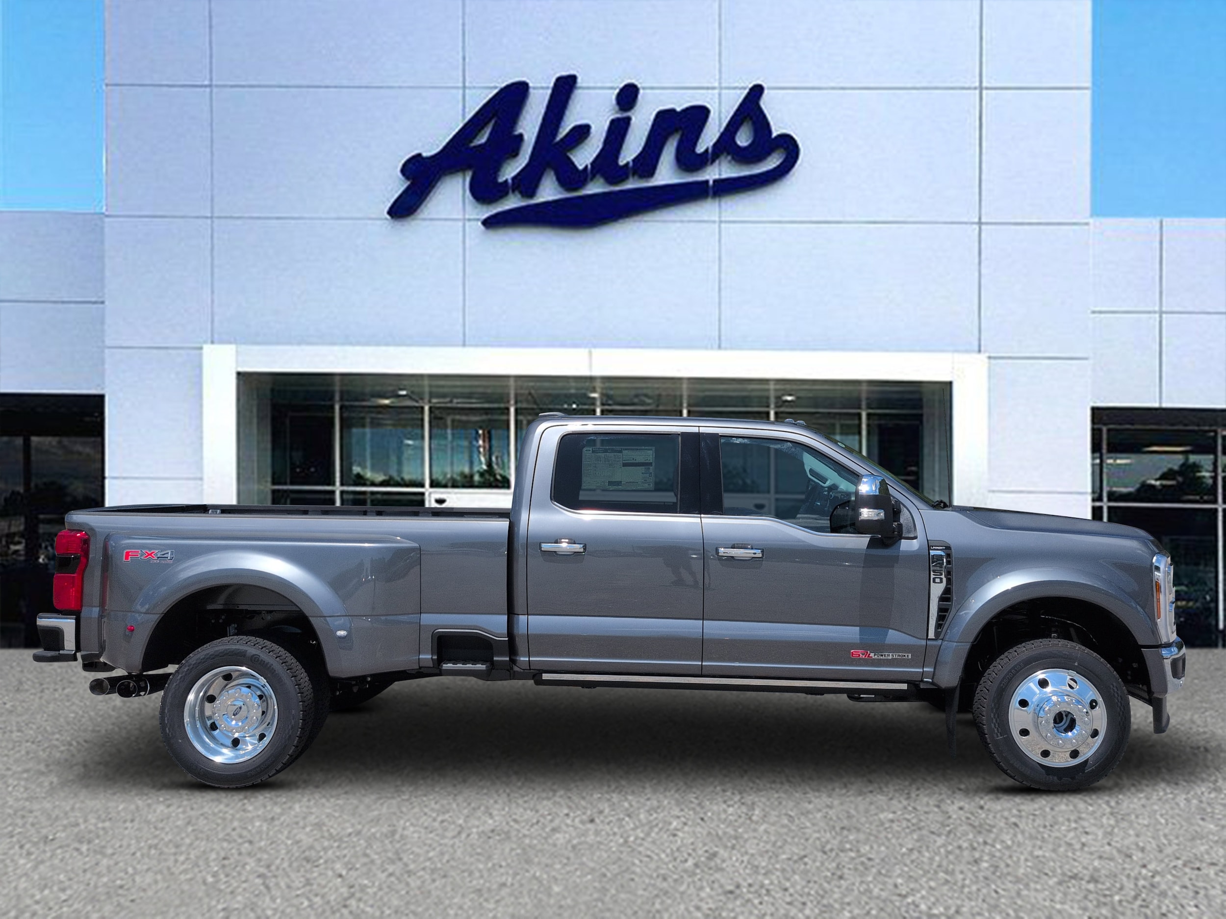 2026 Ford F-450 Super Duty Lariat