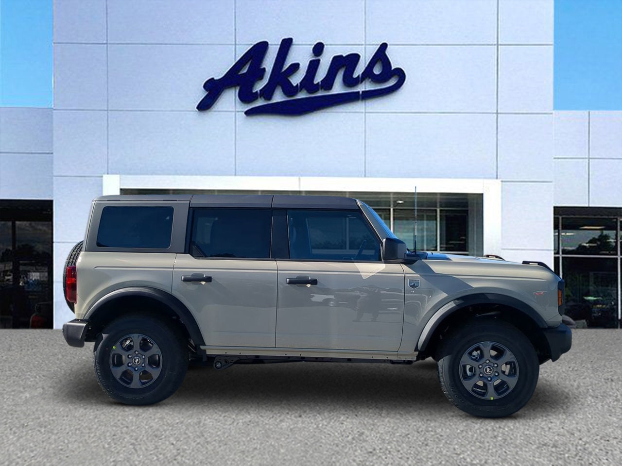 2025 Ford Bronco 4-Door Big Bend's photo