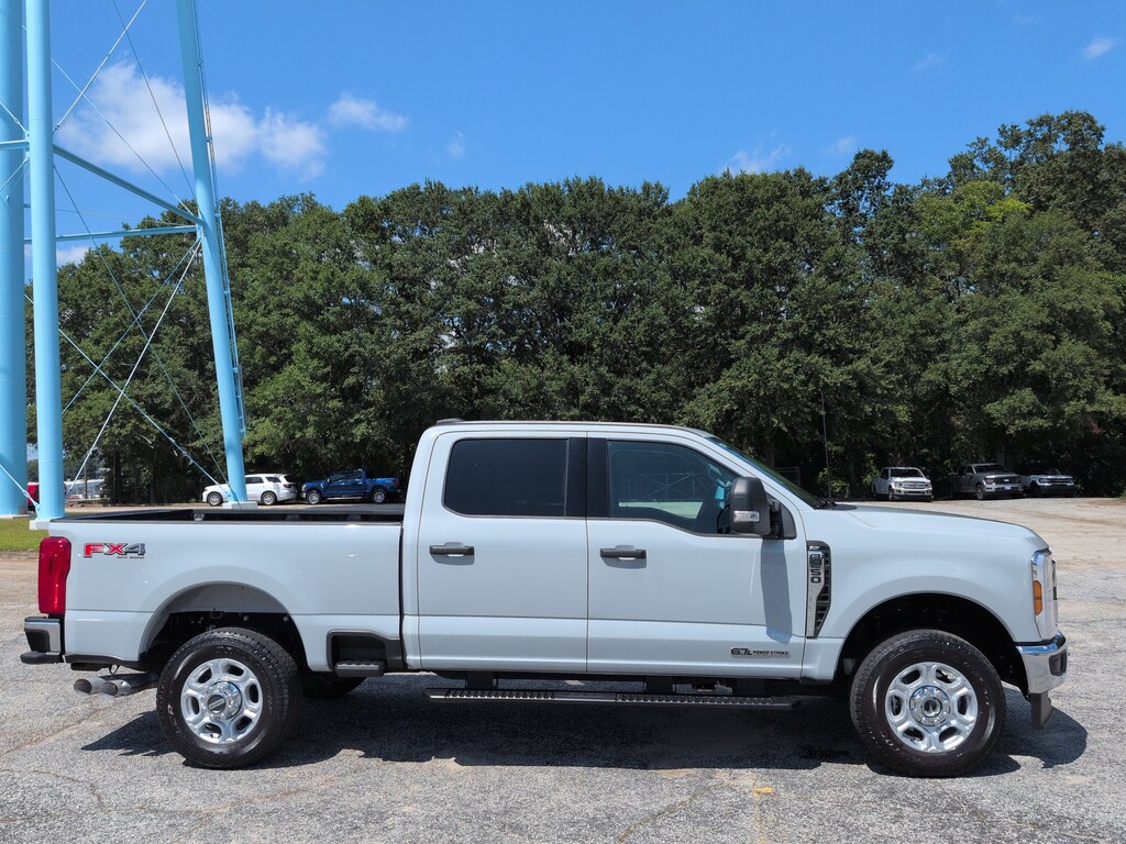 Certified 2025 Ford F-250 XLT CREW CAB TRUCK