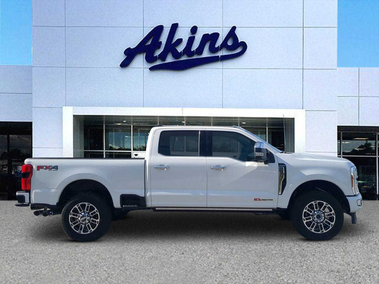 2026 Ford F-350 Super Duty Platinum's photo