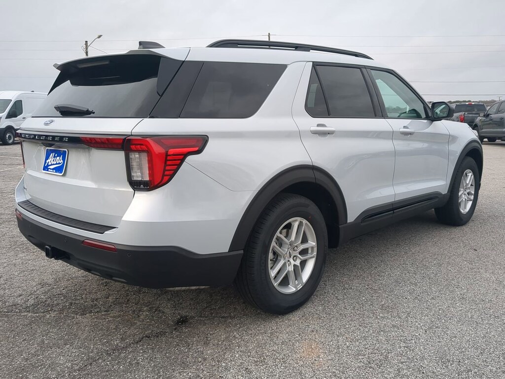 New 2026 Ford Explorer Active w/200A Pkg SUV