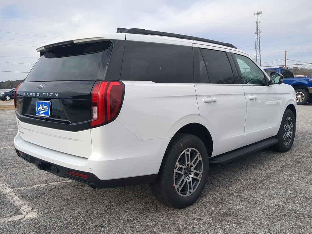 New 2026 Ford Expedition Active SUV