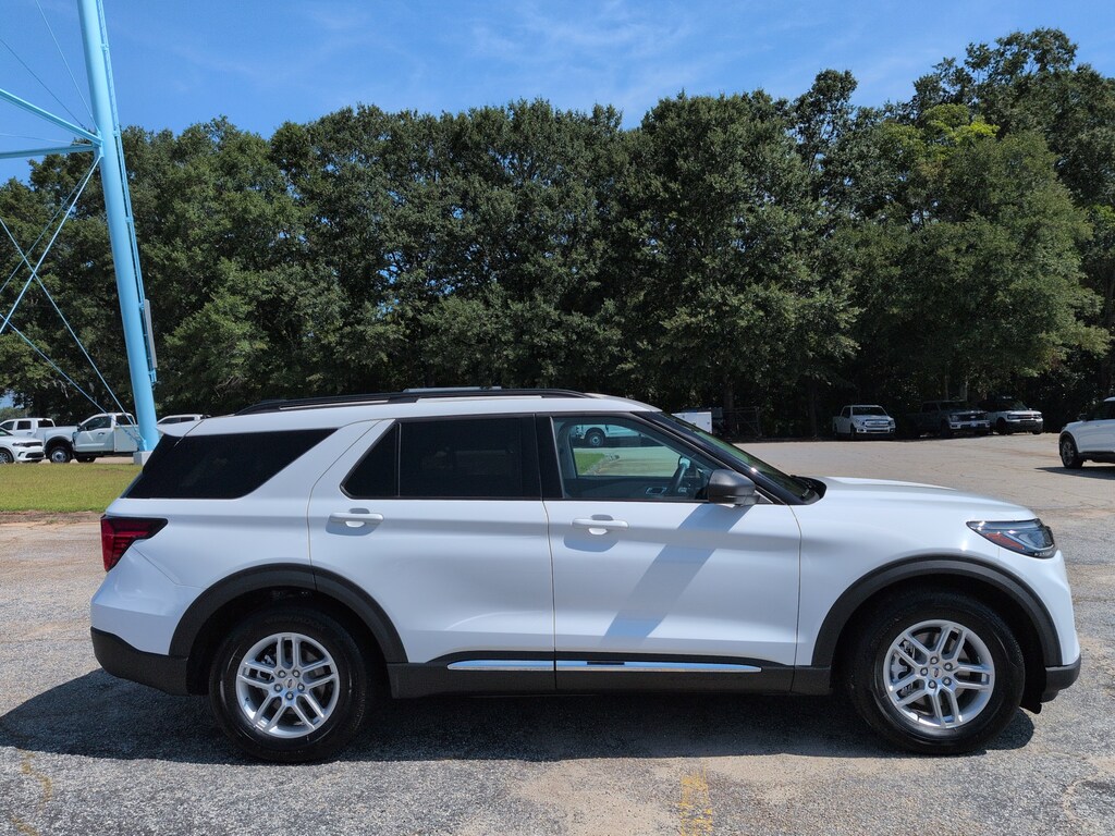 Certified 2025 Ford Explorer Active SUV