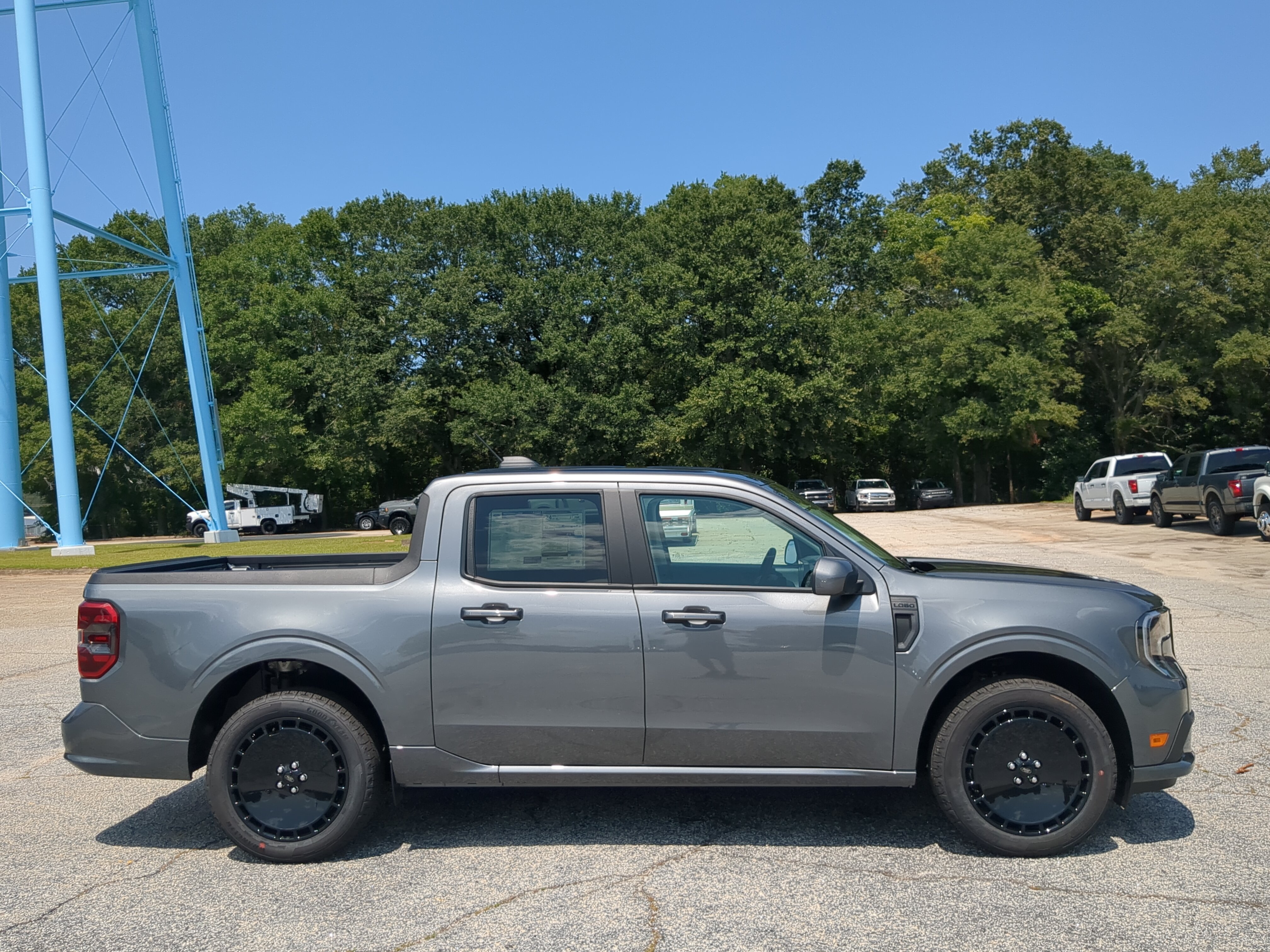 New 2026 Ford Maverick Lobo TRUCK