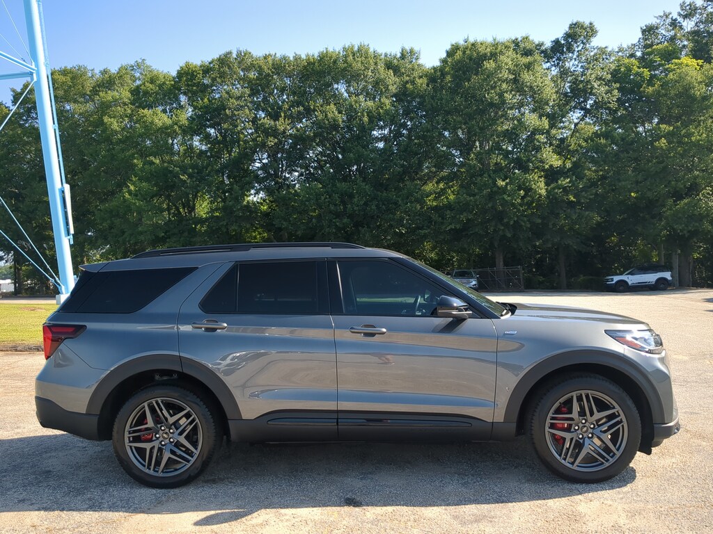 Certified 2025 Ford Explorer ST-Line SUV